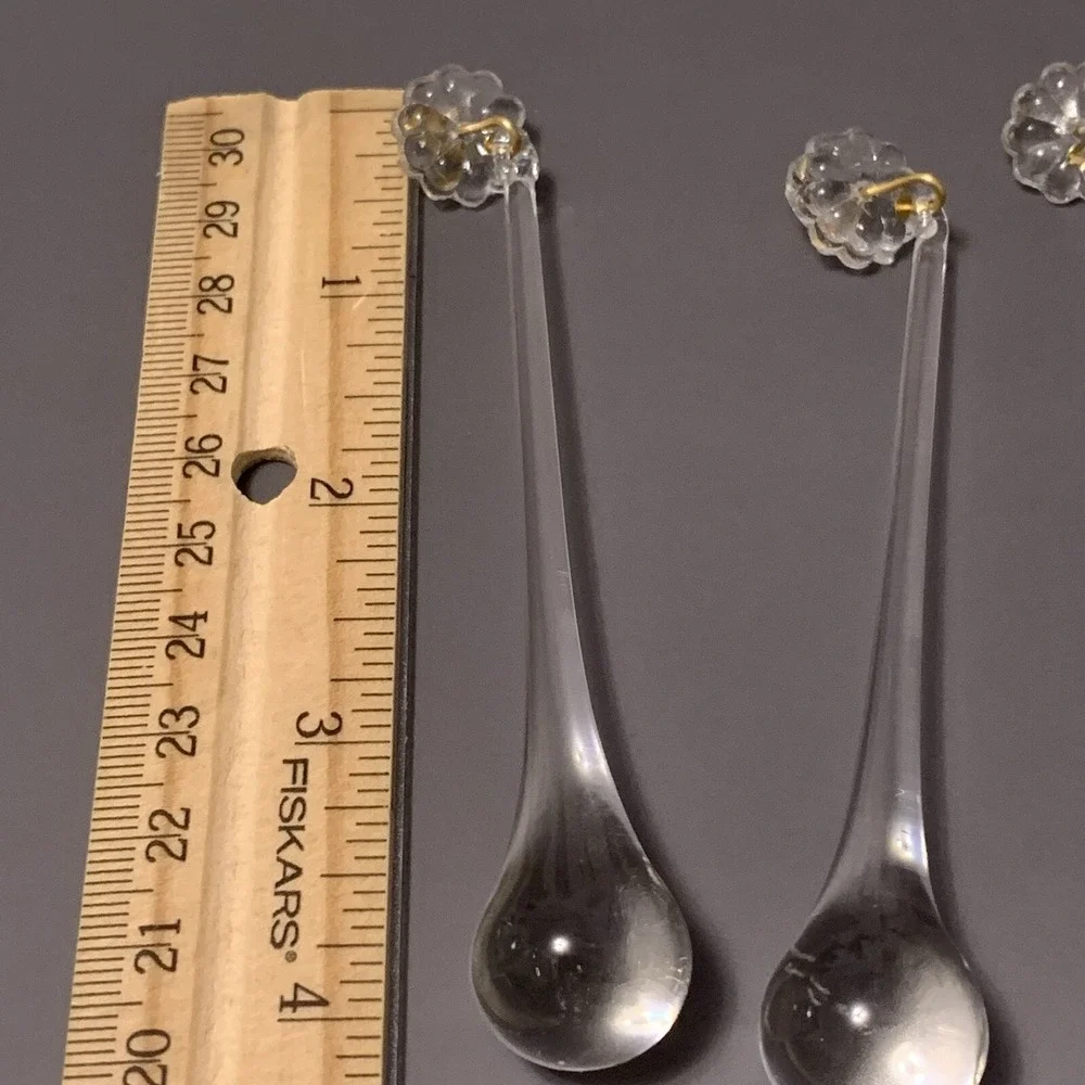 Vtg 4 pcs Clear Glass Teardrop Crystal Chandelier Replacement with Flower Daisy